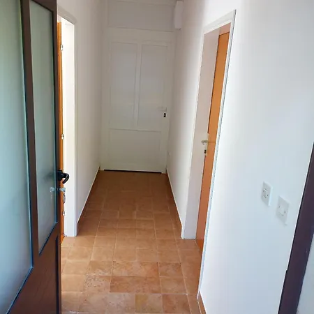 Robinson Blagica * Oskorusno