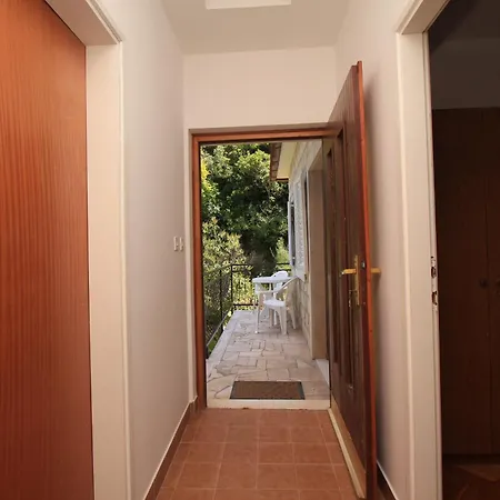 Robinson Blagica Apartment