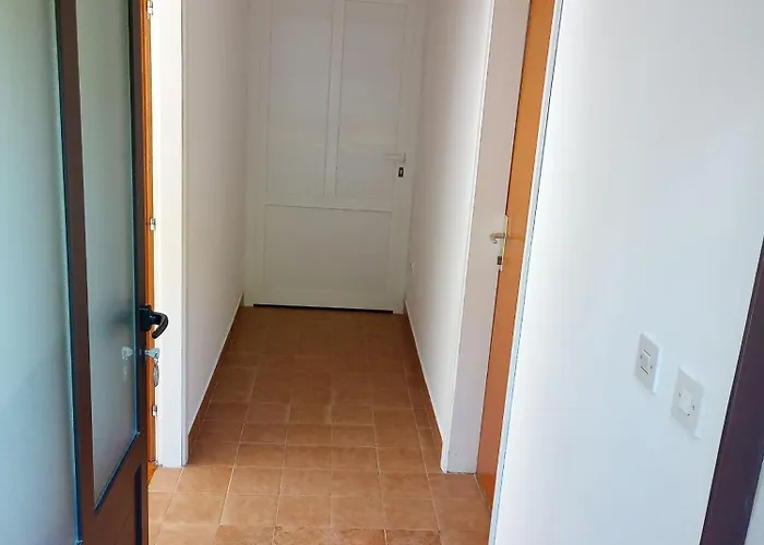 Robinson Blagica * Oskorusno