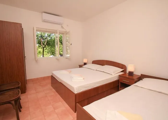 شقة Robinson Blagica Oskorusno