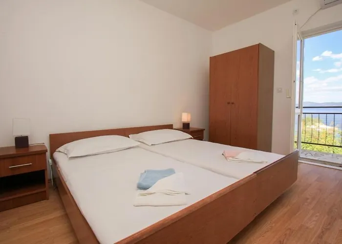 شقة Robinson Blagica Oskorusno